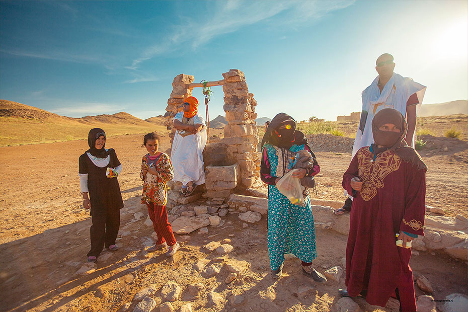 moroccans in the desert